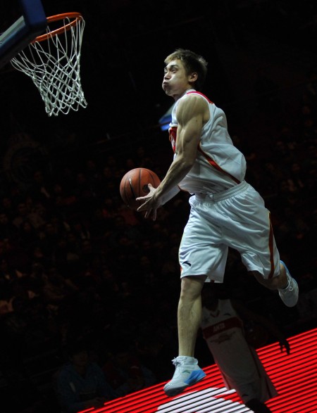 索尔斯克亚救急只要5万周薪？