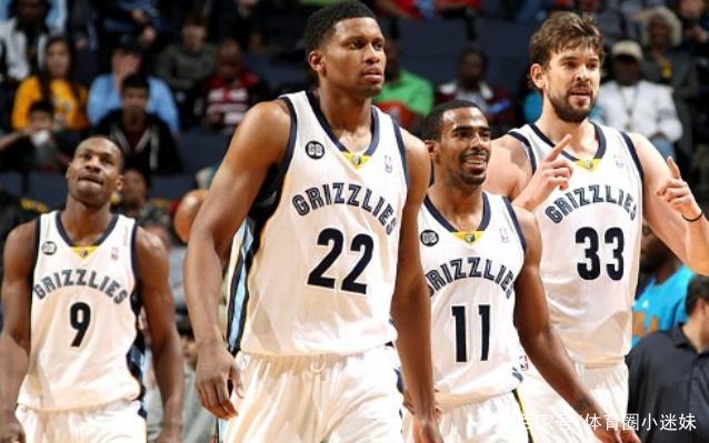 半场-蒋圣龙乌龙马莱莱扳平 申花暂时1-1蓉城