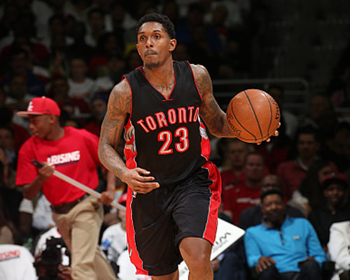 为什么外野手回传球要投弹跳球