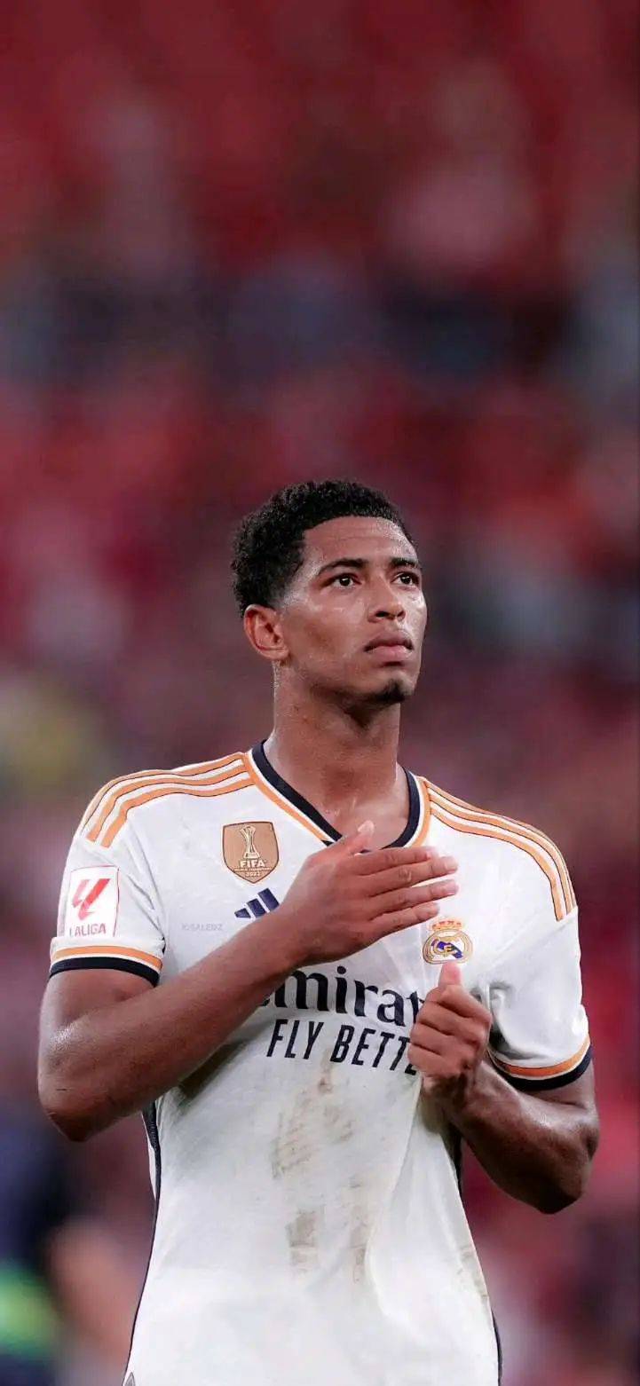 拼了 杨瀚森滑铲第一壮汉